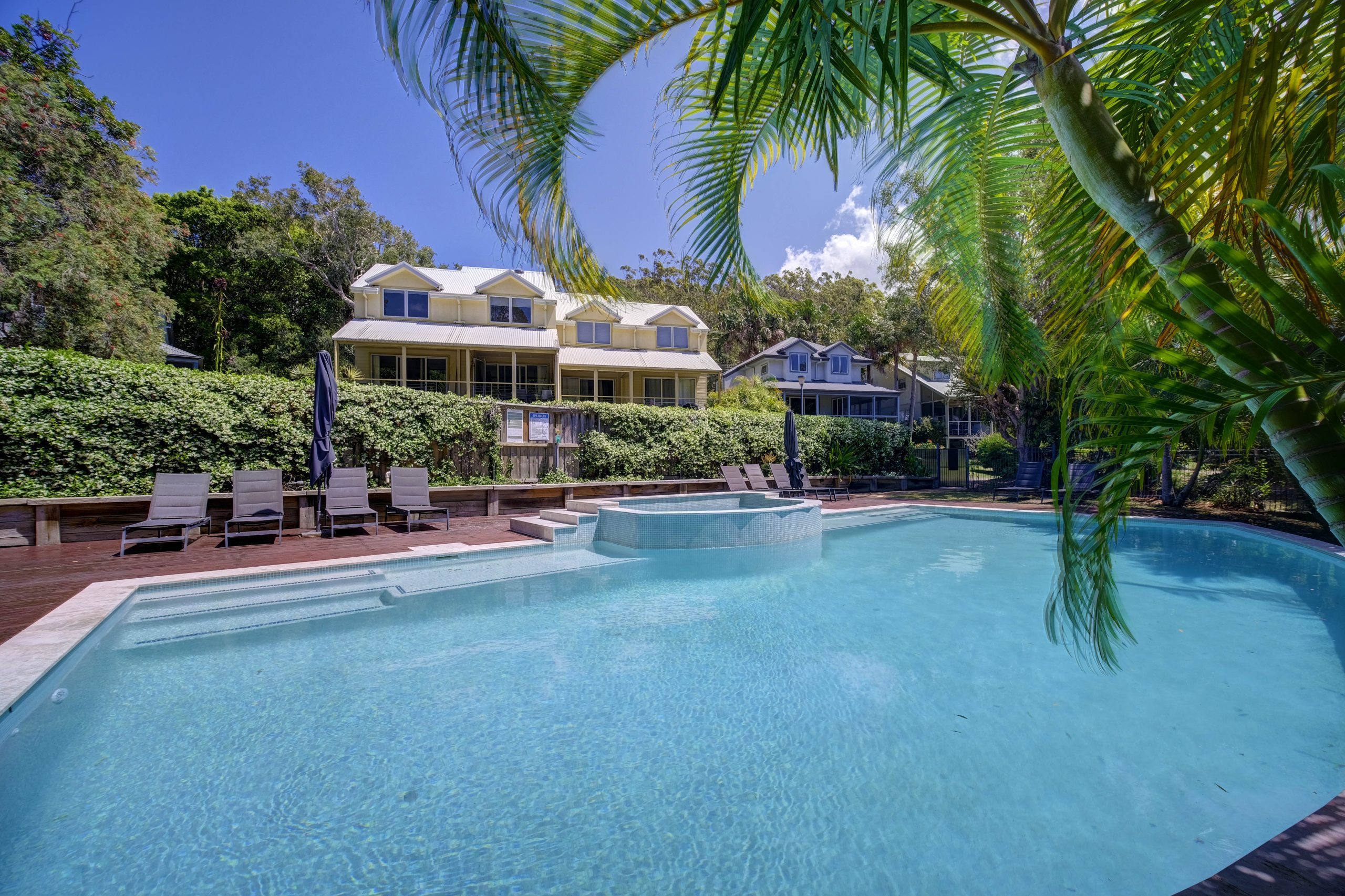 Blueys Retreat_pool Area