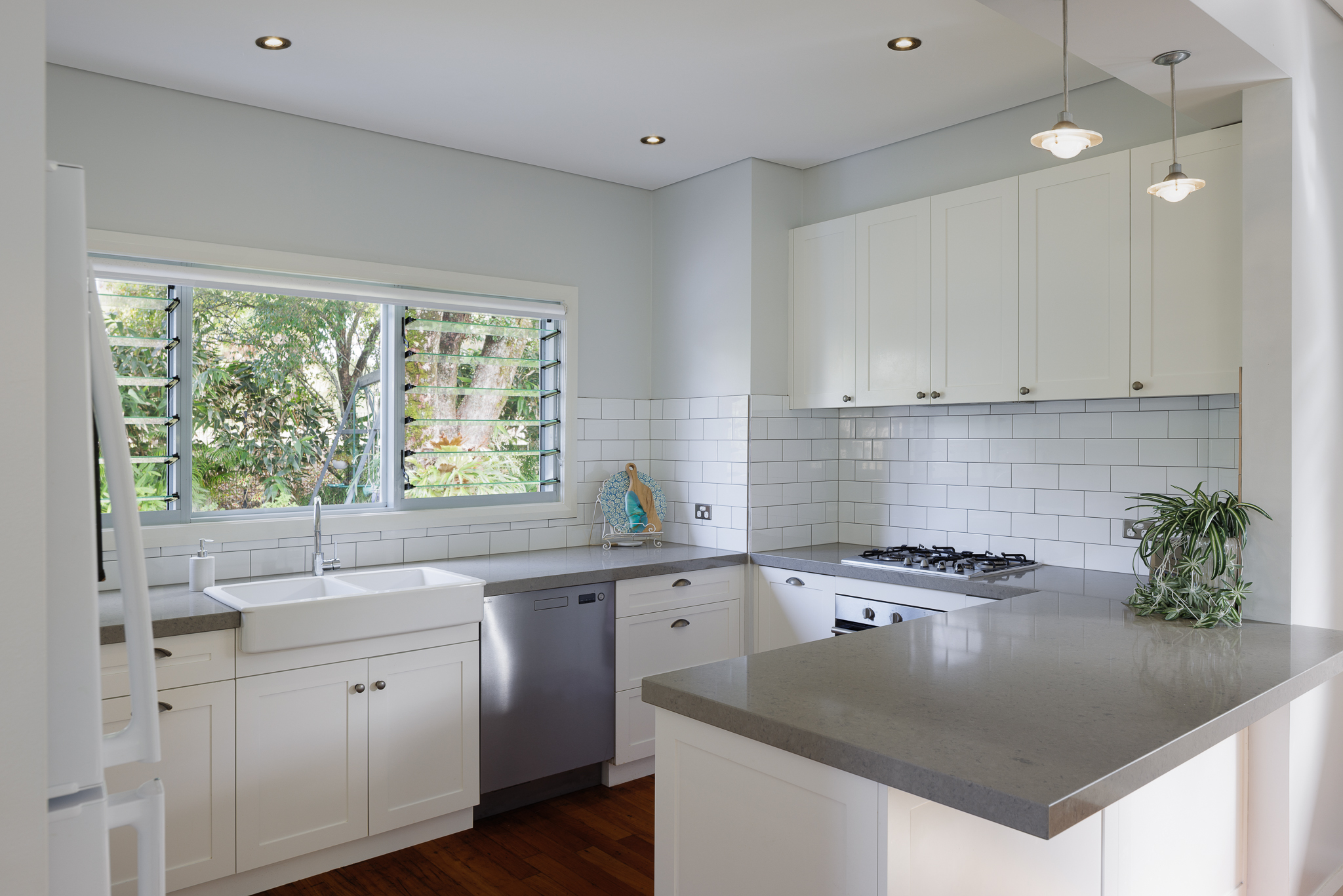 3 Bedroom House Kitchen